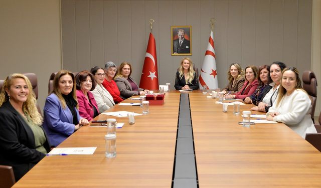 Nilden Bektaş Erhürman, KKTC Kadın Kooperatifleri başkanları ve yönetim kurulu üyeleriyle görüştü