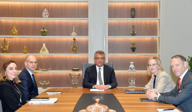 Cumhurbaşkanı Erhürman, ABD’nin Lefkoşa Büyükelçisi Davis’i kabul etti