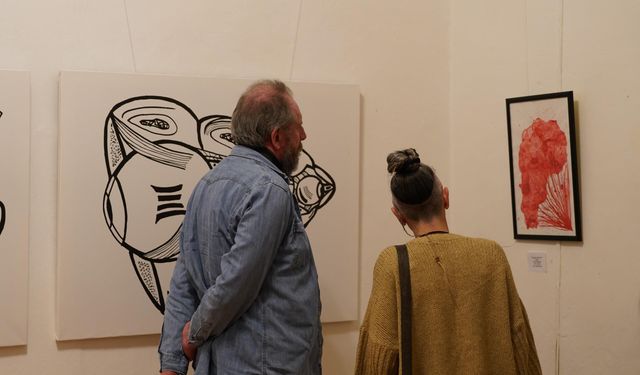 Asu Bağseven’in BIOMORPHS sergisi cumartesi gününe kadar ziyarete açık