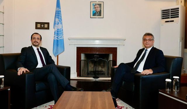 Cumhurbaşkanı Erhürman ile Rum Lider Hristodulidis'in görüşmesi başladı