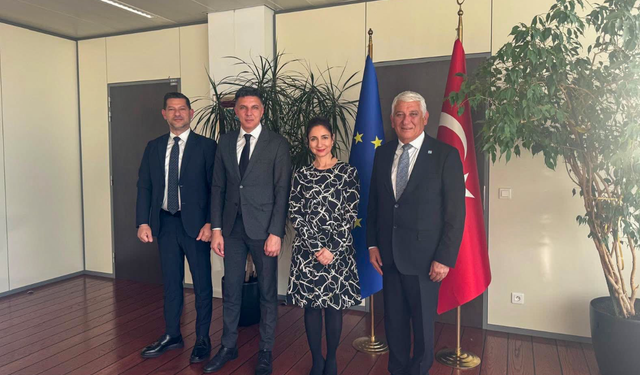 Kıbrıs Türk Belediyeler Birliği Heyeti Brüksel'de temaslarda bulundu