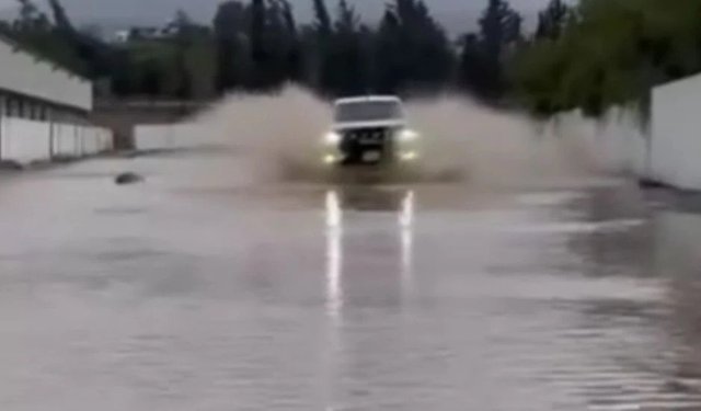 Lefke’de son durum: Barajdaki su seviyesi yükseldi, su baskını yaşandı, maç ertelendi