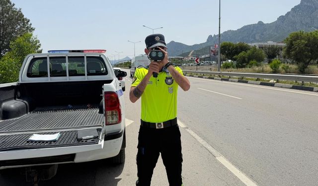 Ülke genelinde trafik denetimleri gerçekleştirildi