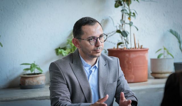 TEL-SEN Başkanı Üredi: "Bu ülke kimlere emanet edildi?"