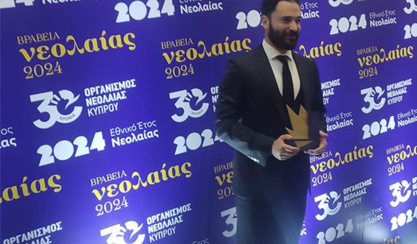 Turkish Cypriot theater artist İzel Seylani was awarded The Culture Award.
