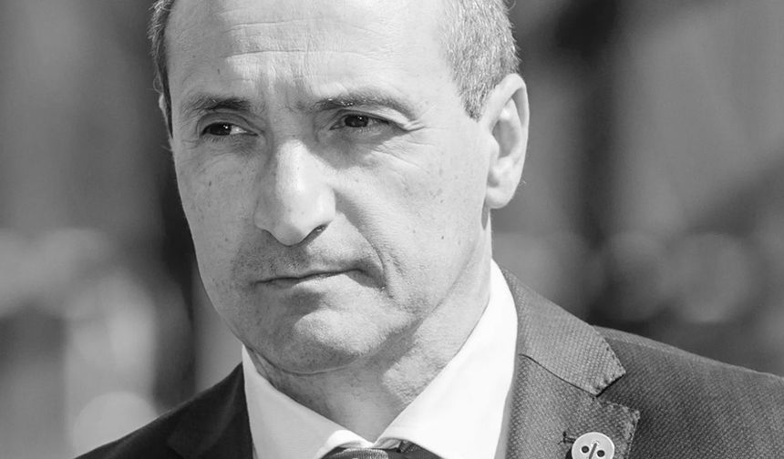 Malta'da Başbakan Yardımcısı, yolsuzluk skandalında adı geçtiği için istifa etti