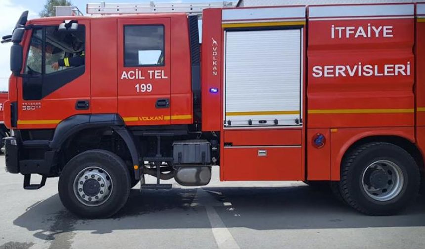 İtfaiye Müdürlüğü'nden yangın uyarısı: Zamanında tedbir almak, yangını söndürmekten koalydır!
