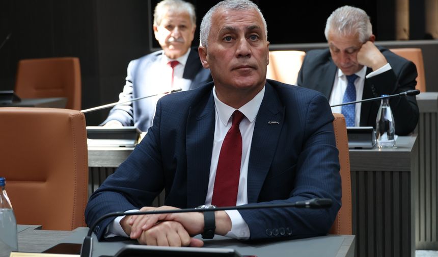 Amcaoğlu Meclis'te vurguladı: “Büyük ekonomik felaketlerle karşı karşıyayız”