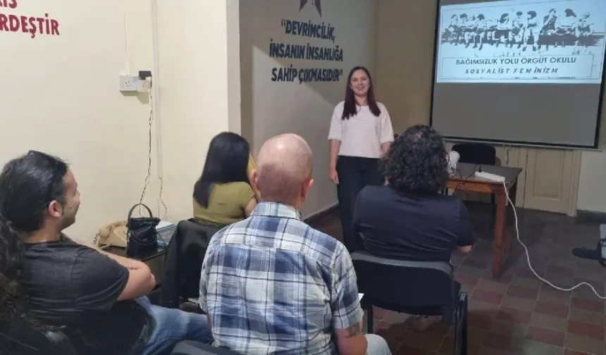 Bağımsızlık Yolu Örgüt Okulu’nda “Sosyalist Feminizm” eğitimi verildi