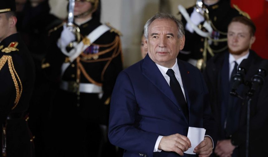 Fransa'da muhalefet ekonomi paketine öfkeli: Bayrou ve Macron’un güvenoyu kumarı istikrarı sağlar mı?