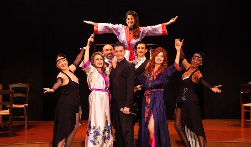 Lefkoşa Belediye Tiyatrosu’nda “Bir İhtimal Kabare” oyunu başlıyor