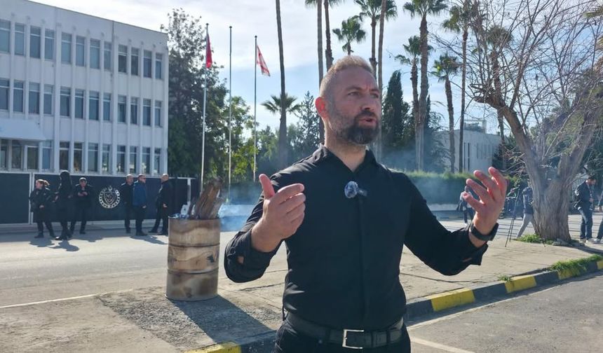 Maviş: "Hiçbirimiz güvende değiliz"