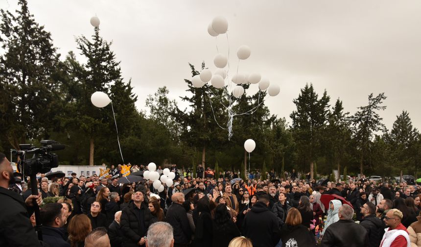 Büyük acının üçüncü yılı…  "Şampiyon Melekler" beyaz balonlarla anıldı