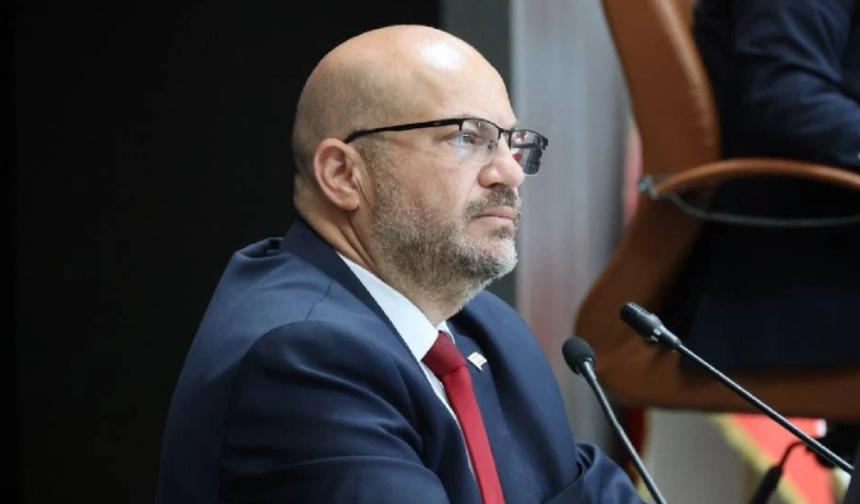 Küçük: “Geleceğimizi Dijital Tehlikelere Teslim Etmeyeceğiz”