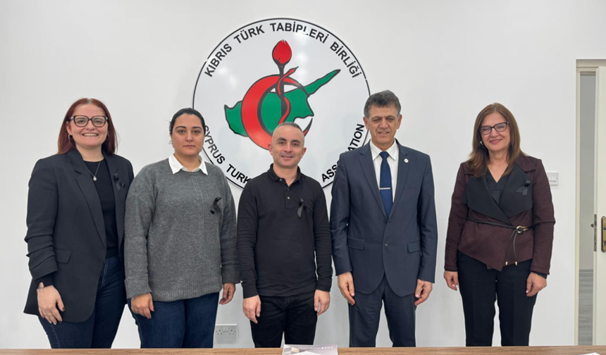 Kamu Hizmeti Komisyonu Başkanı Köseoğlu KTTB’yi ziyaret etti