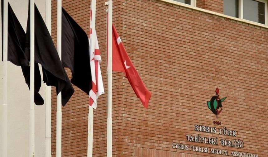 KTTB, binasına siyah bayrak çekti