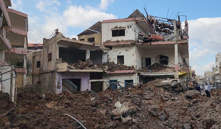 İsrail ordusunun Lübnan'ın güneyine düzenlediği hava saldırılarında 9 kişi öldü