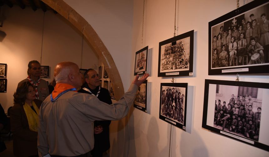 “Celal İzcibayar-İzciliğin İzi” adlı sergi Saçaklı Ev’de açıldı