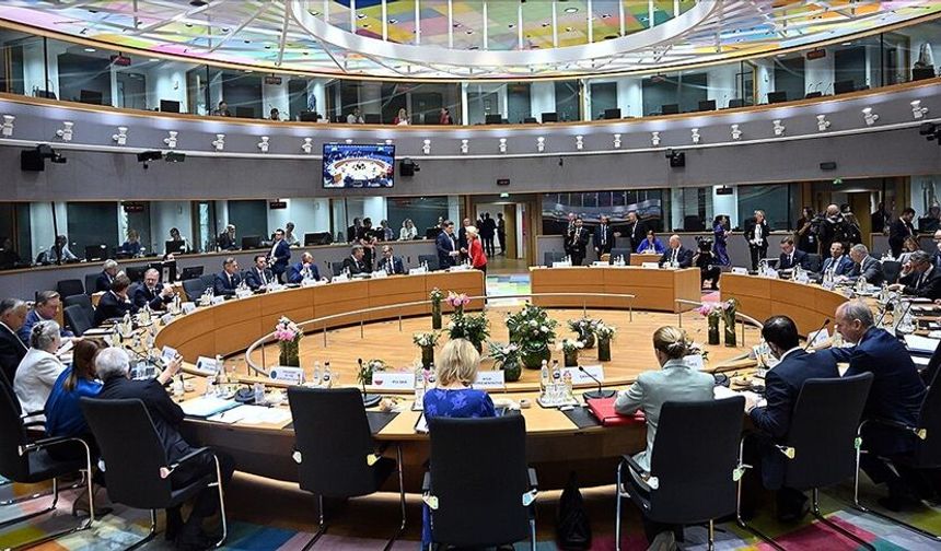 Orta Doğu ve Ukrayna ana gündemleriyle toplanan AB Liderler Zirvesi başladı
