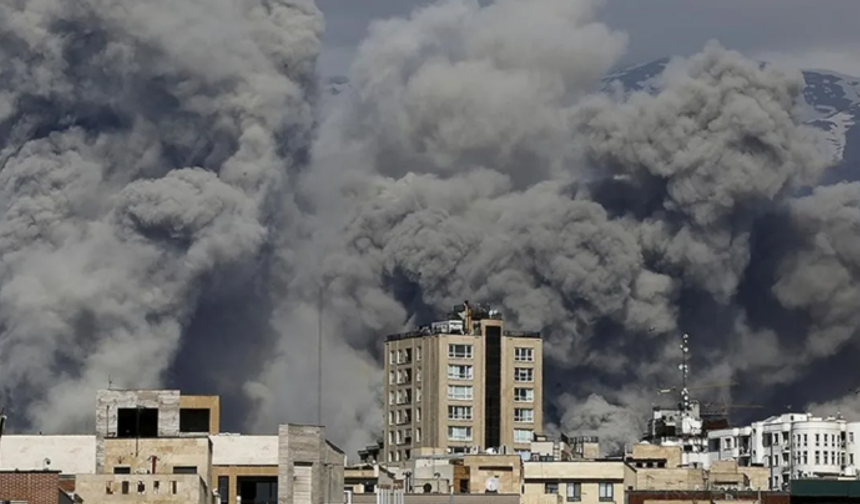 Devrim Muhafızları: "ABD’nin istihbarat merkezleri ile askeri lojistik depolarını hedef aldık"