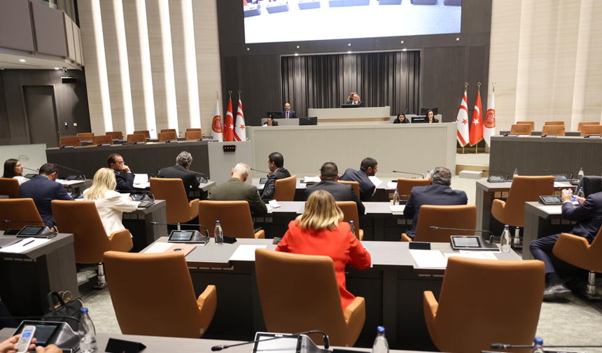 Genel Kurul bugünkü çalışmalarını tamamladı, üç yasa tasarısı ve iki yasa önerisi onaylandı