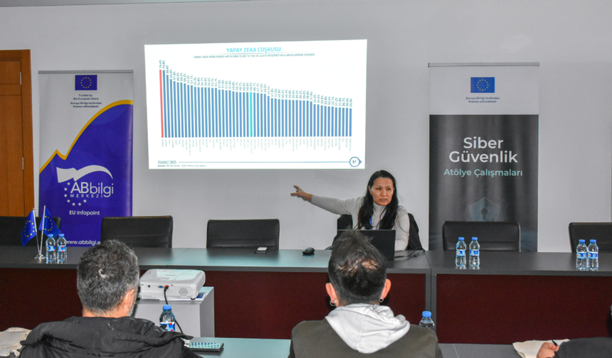 Girne Belediyesi personeline siber güvenlik eğitimi...