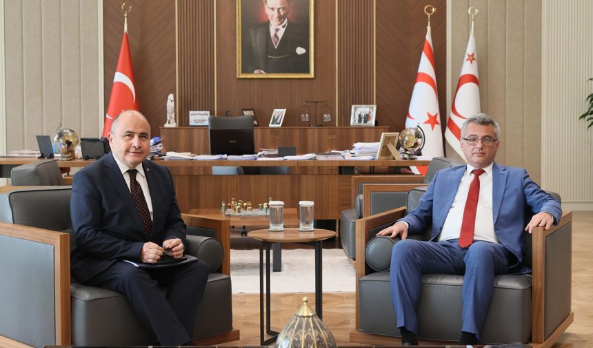 Cumhurbaşkanı Erhürman, TC Lefkoşa Büyükelçisi Başçeri’yi kabul etti