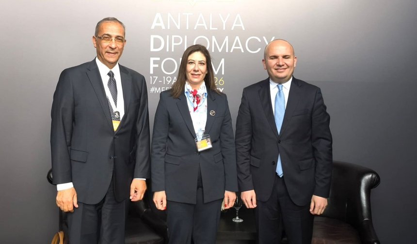 İncirli, AP Hukuk İşleri Komisyonu Başkanı İlhan Küçük ile bir araya geldi