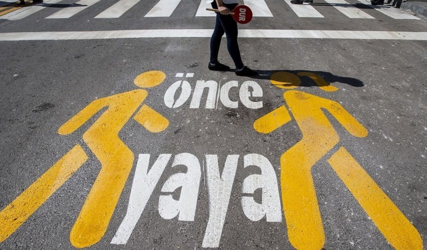 Şht. Mustafa Ruso Caddesi'nde yükseltilmiş yaya geçidi çalışması bugün yapılıyor