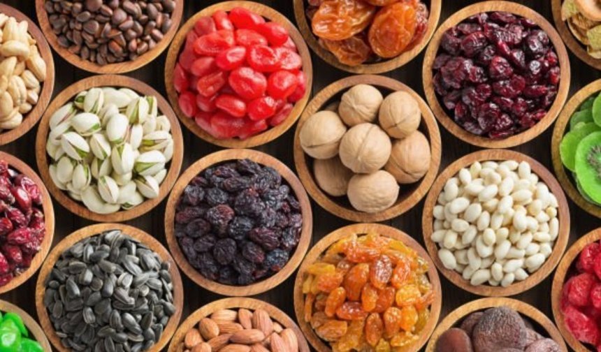 Gazimağusa’da bin 800 kilo baharat, kuruyemiş ve kuru meyve müsadere edildi
