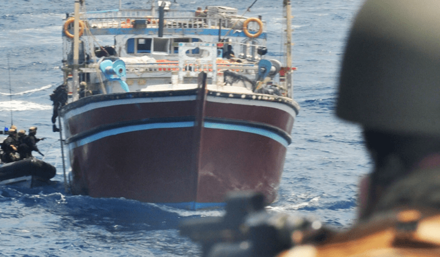 UKMTO: Hürmüz Boğazı kısıtlamalarının İran'ın tüm kıyı şeridini kapsadığına ilişkin bildirim aldık