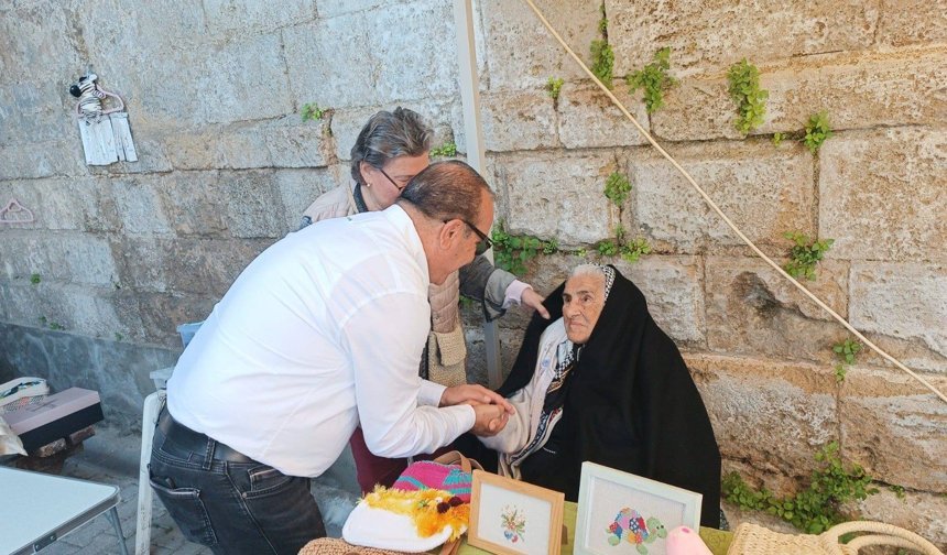 Ataoğlu, Tatlısu Ot Festivali'ne katıldı