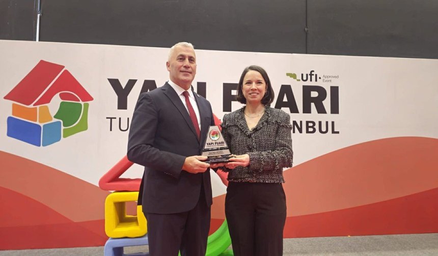 Amcaoğlu, İstanbul'da Yapı, İnşaat Malzemeleri ve Teknoloji Fuarı’na katıldı