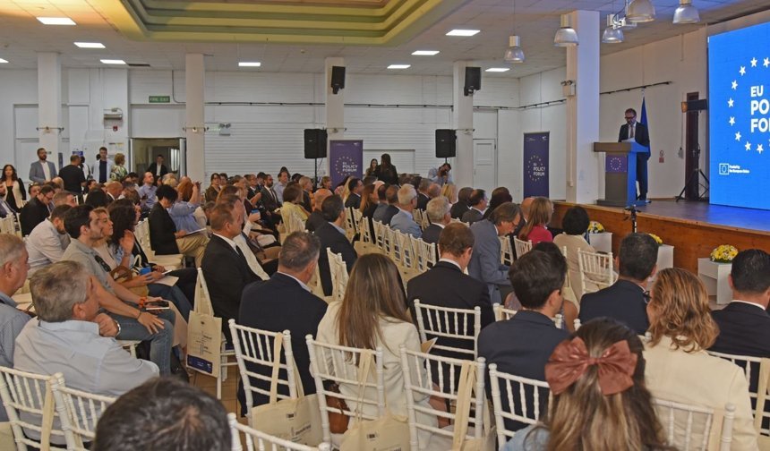 “AB Politikaları Forumu” düzenlendi