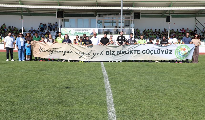 Arkın Başat anısına futbol turnuvası düzenlendi