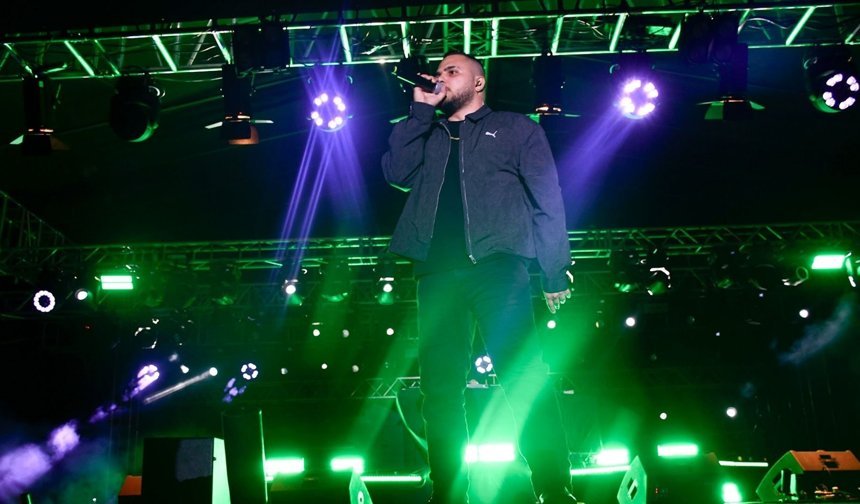 DAÜ Bahar Festivali’nde dün akşam CyFırat ve Tion Wayne sahne aldı