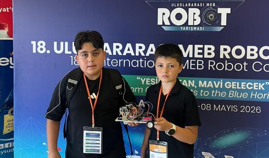 Hala Sultan İlahiyat Koleji öğrencileri Uluslararası MEB Robot Yarışması’nda ilk 10’a girdi