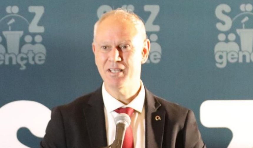 Hasipoğlu, Gazimağusa’da düzenlenen “Söz Gençte” etkinliğine katıldı