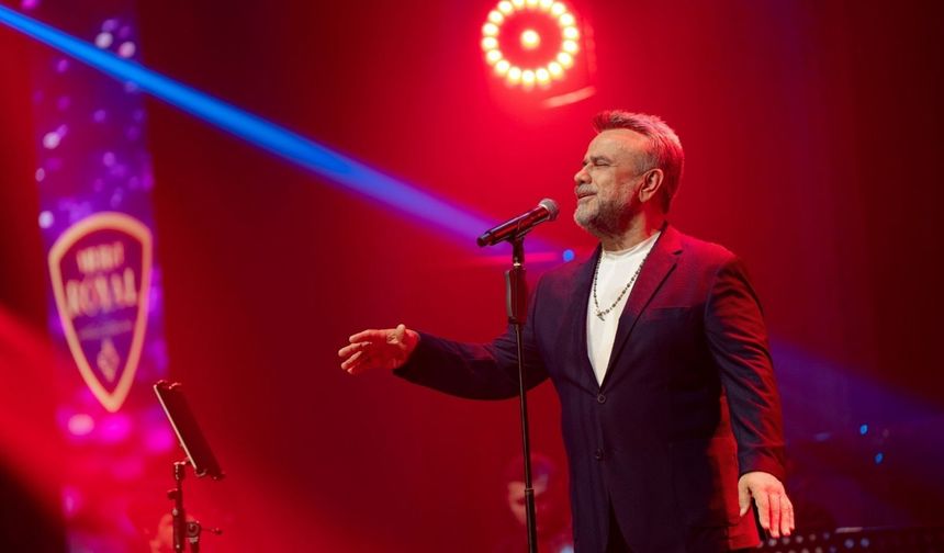 Bülent Serttaş’tan Merit Royal Diamond sahnesinde unutulmaz konser