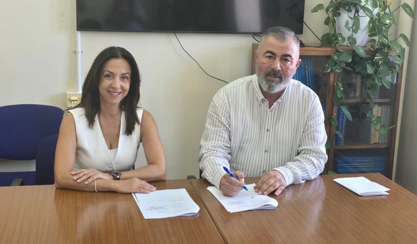 Bülent Bebek’ten tarihi imza