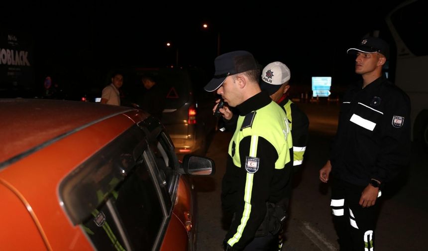 Ülke genelinde asayiş ve trafik denetimleri yapıldı