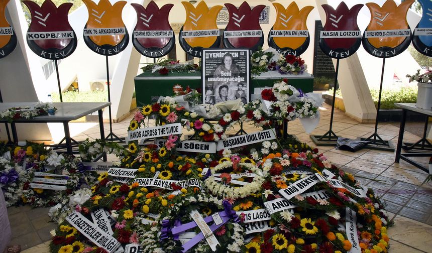 Gazeteci Sevgül Uludağ son yolculuğuna uğurlandı
