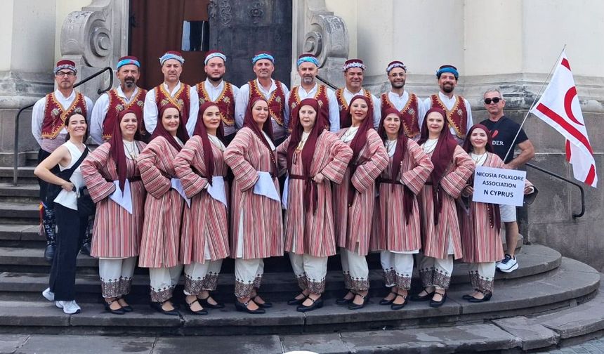Folk-Der Macaristan'dan ödülle döndü