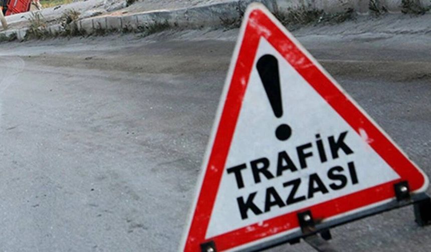 Alkollü sürücü park halindeki araca çarpıp tutuklandı